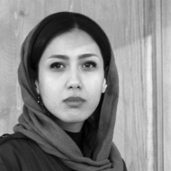 نرگس فراهانی